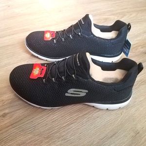 Sketchers Sneakers NWT